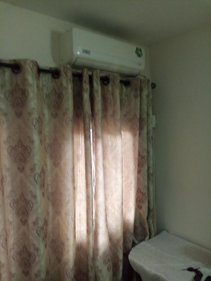 Ange Raphael Hotel Douala Ngoại thất bức ảnh